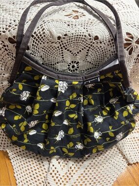Yakpak Floral Pleated Shoulder Bag in Black and Olive